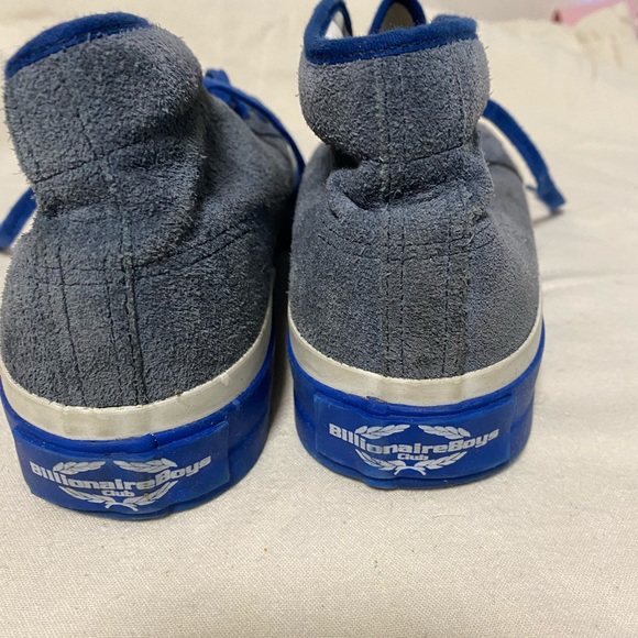 Senakers - Picture 2 of 9